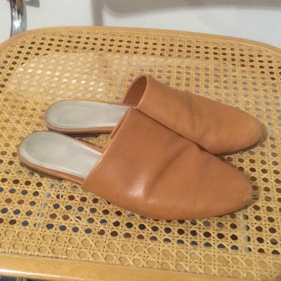 gap leather mules